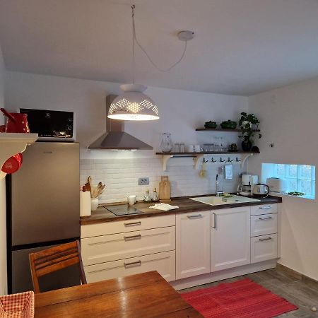 Apartment Vesna With Terrace باشْكا المظهر الخارجي الصورة