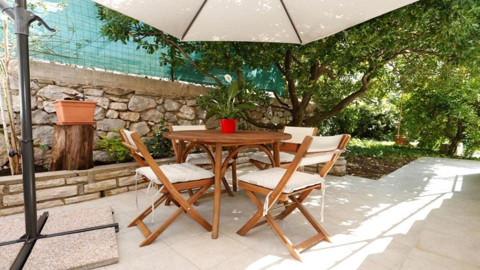 Apartment Vesna With Terrace باشْكا المظهر الخارجي الصورة